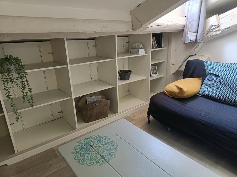 Apartment Sous Les Toits ! Intra Muros *